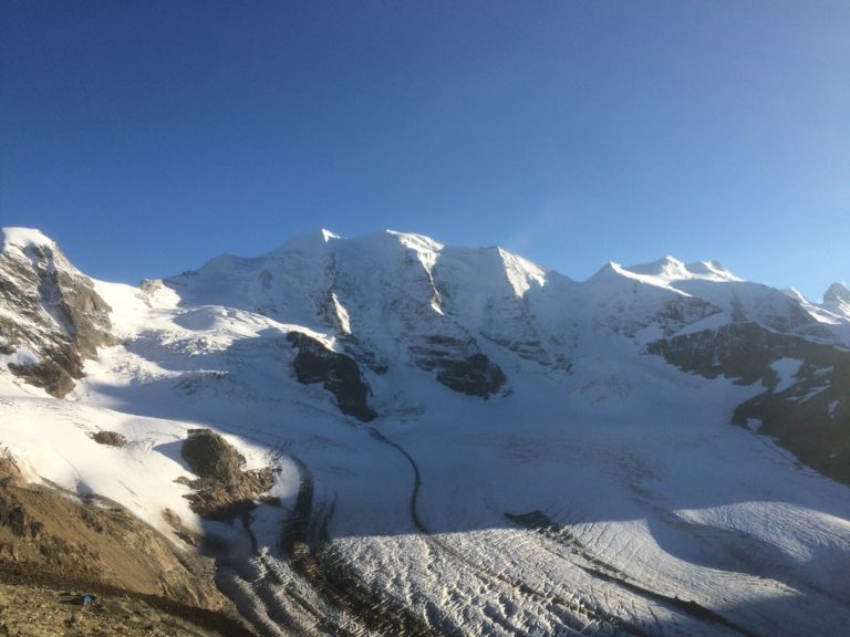 Blick auf den Piz Palü mit allen seinen drei Pfeilern